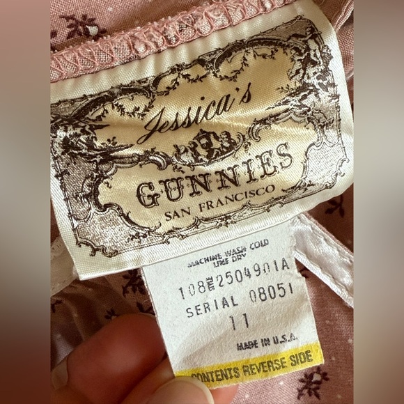 Vintage Gunne Sax skirt in pink floral with lace accents size 11 - Picture 6 of 9